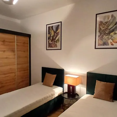 Idea Wacyn Z Miejscem Parkingowym Apartment