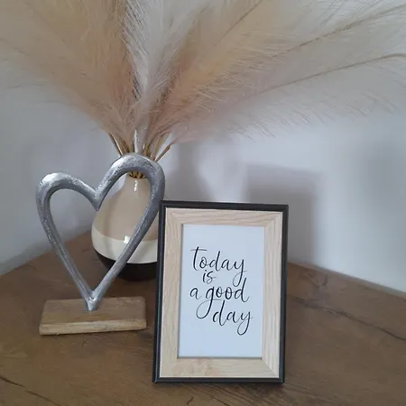 Idea Wacyn Z Miejscem Parkingowym Radom