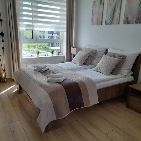 Idea Wacyn Z Miejscem Parkingowym ראדום