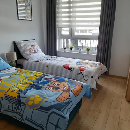 Idea Wacyn Z Miejscem Parkingowym Radom