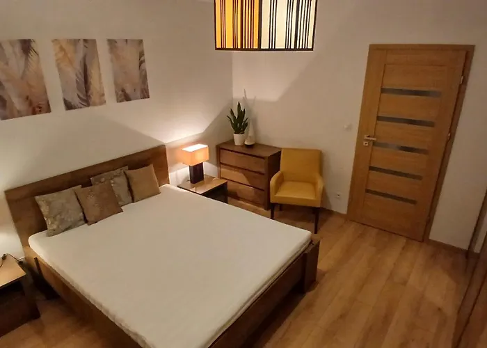 Idea Wacyn Z Miejscem Parkingowym Apartmán *