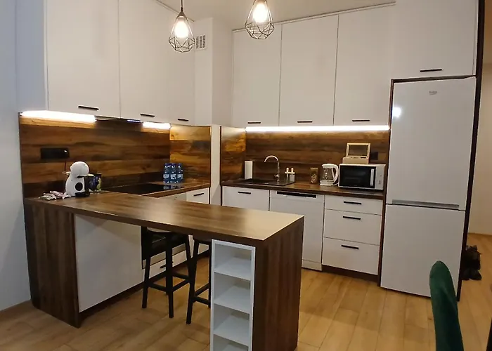 Idea Wacyn Z Miejscem Parkingowym Radom